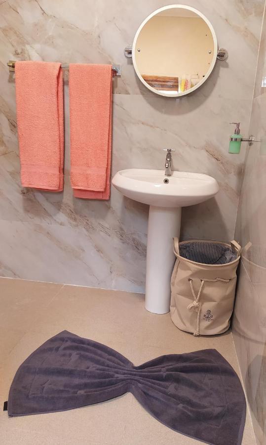 Glacis  Gala Beach Self-Catering מראה חיצוני תמונה