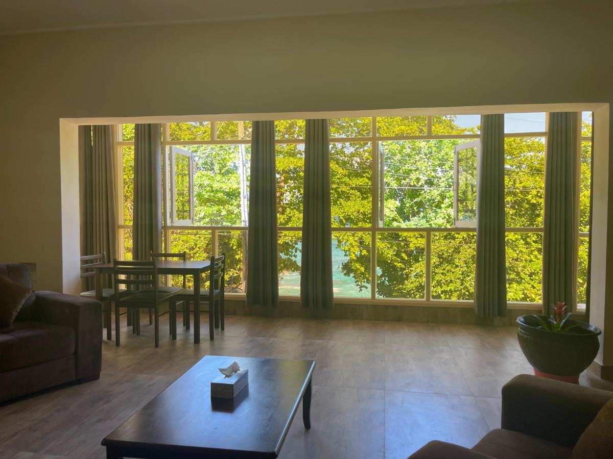 Glacis  Gala Beach Self-Catering מראה חיצוני תמונה